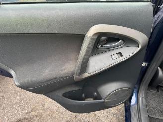 Toyota Rav-4  picture 21