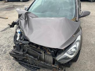 Hyundai I-30  picture 10