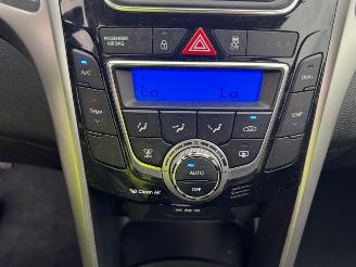 Hyundai I-30  picture 23