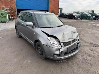 Suzuki Swift  picture 3