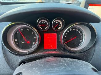 Opel Meriva B picture 18