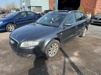 Audi A4  picture 7