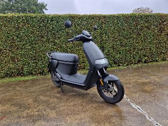 krockskadad bil bromfiets Segway  E110 SE LAUNCH EDITION 45 KM 2022/3