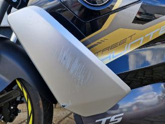 Super Soco  TSX STREETHUNTER picture 10