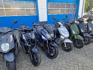 Yamaha  NEW IN , SCOOTER + MOTOR picture 11