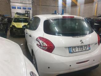 Peugeot 208 208 I (CA/CC/CK/CL), Hatchback, 2012 / 2019 1.4 HDi picture 4