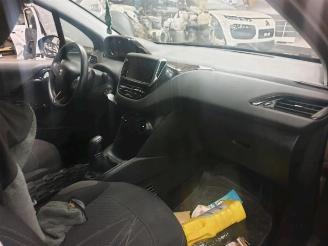 Peugeot 208 208 I (CA/CC/CK/CL), Hatchback, 2012 / 2019 1.4 HDi picture 8