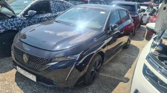 Vrakbiler auto Peugeot 308 308 (F3/FB/FH/FM/FP), Hatchback 5-drs, 2021 1.2 12V PureTech 110 2022/5