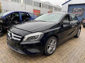Vrakbiler auto Mercedes A-klasse A (W176), Hatchback, 2012 / 2018 2.2 A-200 CDI, A-200d 16V 2014/0