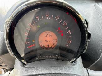 Peugeot 108 108, Hatchback, 2014 1.0 12V VVT-i picture 10