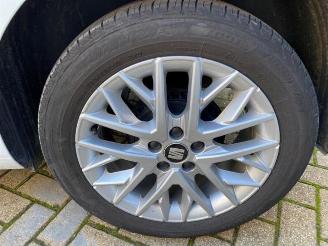 Seat Ibiza Ibiza V (KJB), Hatchback 5-drs, 2017 1.0 MPI 12V picture 12