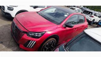 Vrakbiler auto Peugeot 208 208 II (UB/UH/UP), Hatchback 5-drs, 2019 1.2 Hybrid 136 2025/5