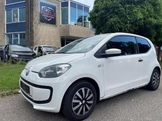 Salvage car Volkswagen Up! Up! (121), Hatchback, 2011 1.0 12V 60 2013/10
