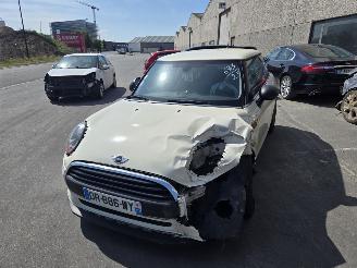 uszkodzony samochody osobowe Mini One  2015/5