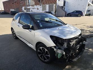 krockskadad bil auto Citroën DS3  2017/5