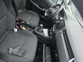 Renault Clio  picture 5