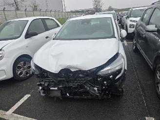 Renault Clio  picture 2