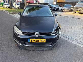 Voiture accidenté Volkswagen Golf 1.2 TSI 16V Hatchback  Benzine 1.197cc 77kW (105pk) FWD 2012-11/2017-03  CJZA 2013/3