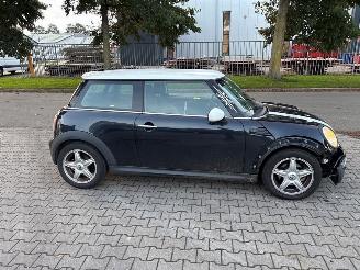 Mini Mini COOPER picture 2