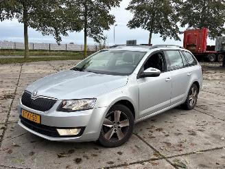 Avarii autoturisme Skoda Octavia 1.6 TDI Greenline 16V Combi/o 4Dr Diesel 1.598cc 81kW (110pk) FWD 2013-05/2020-07  CRKB 2014/5