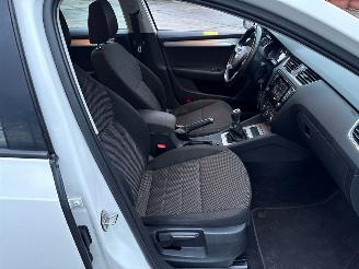 Skoda Octavia 1.6 TDI Greenline 16V Combi/o 4Dr Diesel 1.598cc 81kW (110pk) FWD 2013-05/2020-07  CRKB picture 16