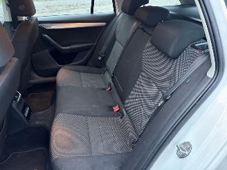 Skoda Octavia 1.6 TDI Greenline 16V Combi/o 4Dr Diesel 1.598cc 81kW (110pk) FWD 2013-05/2020-07  CRKB picture 10