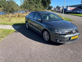 Auto incidentate Volkswagen Jetta hybrid 2013/12