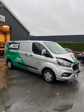 Ford Transit Custom 300 2.0 TDCI L2 H1 picture 3