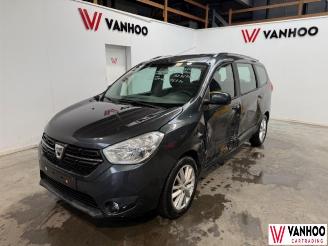 Vaurioauto  passenger cars Dacia Lodgy  2017/6