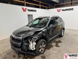 Schadeauto Opel Antara  2016/10