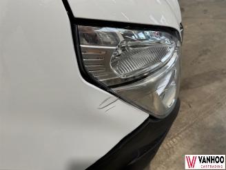 Nissan Interstar  picture 4