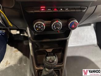 Renault Express  picture 19