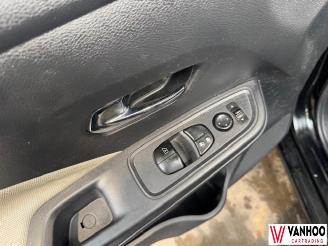 Nissan Micra  picture 11