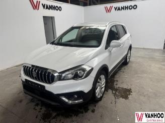 Coche accidentado Suzuki SX4 S-CROSS 2019/6