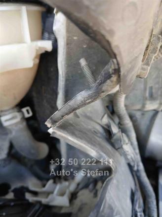 Mercedes X 350 4-MATIC picture 15