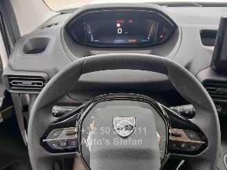Peugeot Partner PREMIUM picture 11