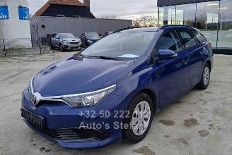 Toyota Auris TOURING SPORTS ACTIVE picture 4