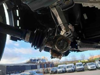 Suzuki SX4 S-CROSS picture 36