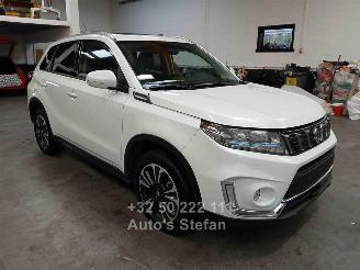 krockskadad bil auto Suzuki Vitara  2024/1