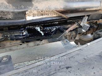 Mercedes X 350 4-MATIC picture 32