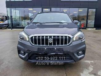 Suzuki SX4 S-CROSS picture 2