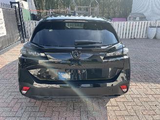 Damaged car Peugeot 308 1,2 BENZINE AUTOMATIC 2024/7