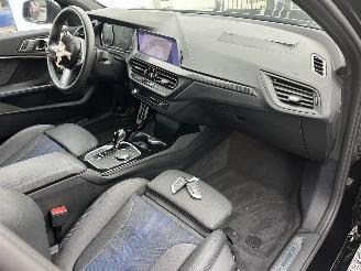 BMW 1-serie M-PAKKET  -- AUTOMATIC picture 14