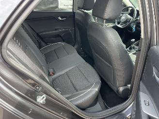 Kia Rio 1.0 T-GDI 100 GT Line - KLIMATRONIK picture 16