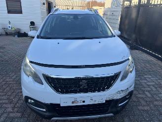 Peugeot 2008 1,2 PURE-TECH AUTOMATIC picture 8