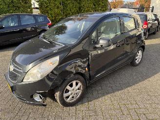 skadebil auto Chevrolet Spark 1.0 16V LT Bi-feul 2012/2