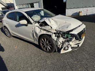 Mazda 3 2.0 GT-M picture 8