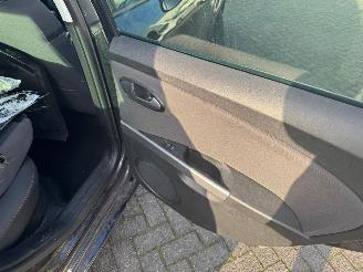 Seat Leon 1.6 TDI Ecomotive Businessline COPA picture 15