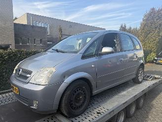 Voiture accidenté Opel Meriva 1.6-16V Cosmo Airco 2003/10