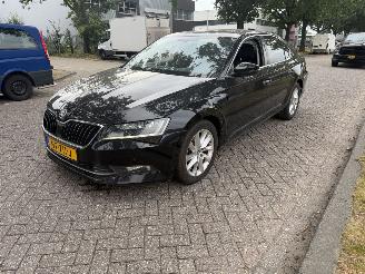 Damaged car Skoda Superb 1.6TDI Ambition Business 2017/4